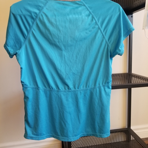 Reebok running shirt - Picture 2 of 7